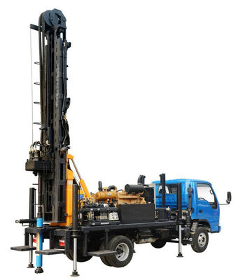 Un bon prix. Plate-forme de forage montée par camion hydraulique de puits d'eau KW20 en ligne